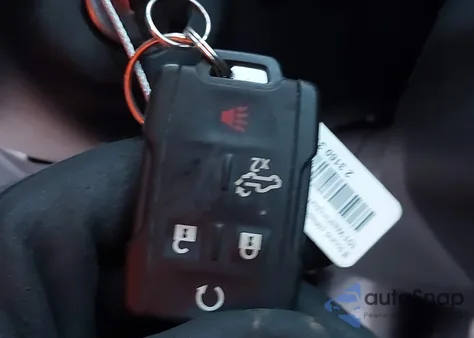 2020 Chevrolet Silverado 1500 4Wd Short Bed Custom z USA, uszkodzony, nr VIN 3GCPYBEK1LG149174